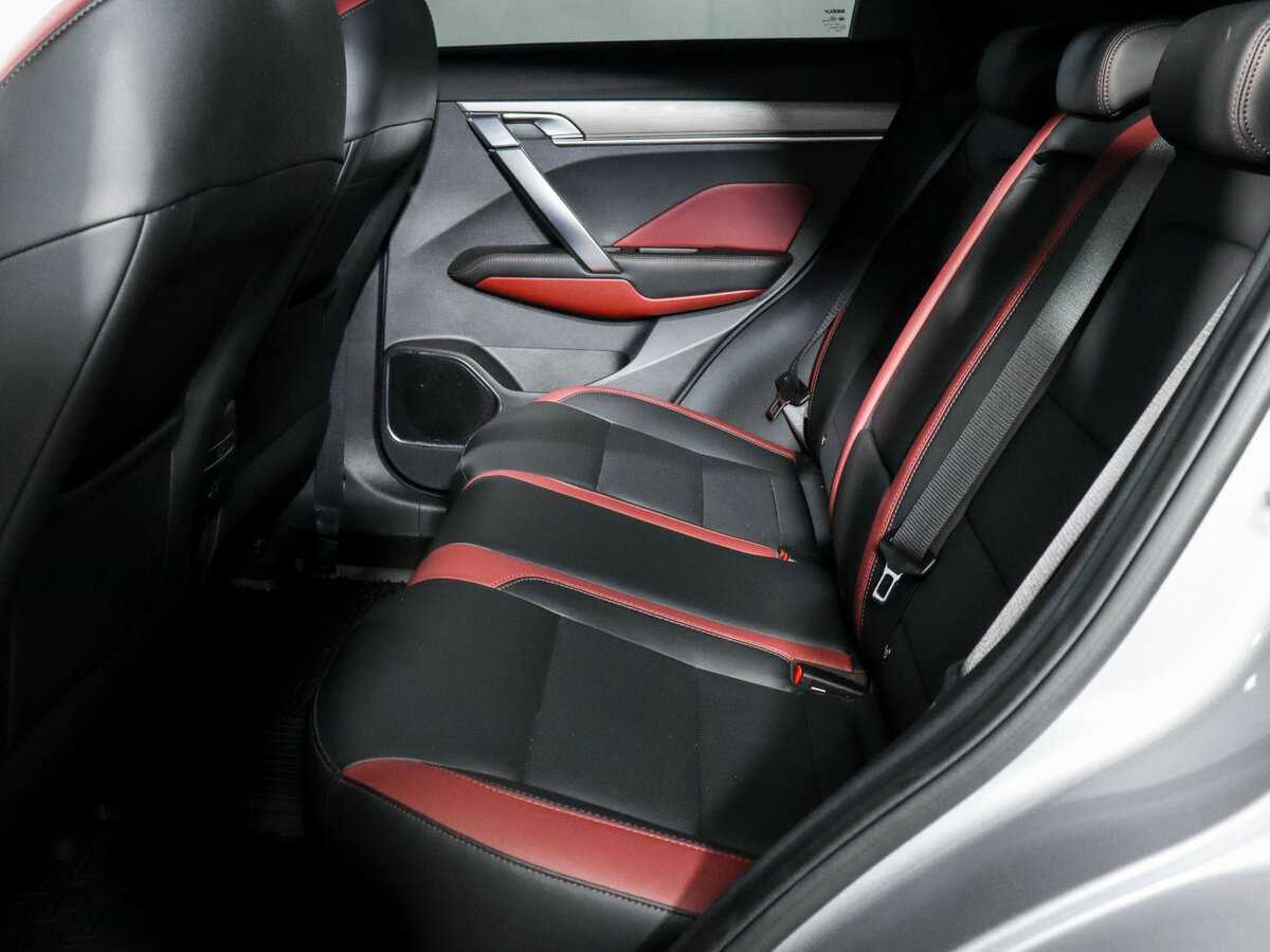 Geely Coolray б/у, 2023, Роботизированная. Фото: #9