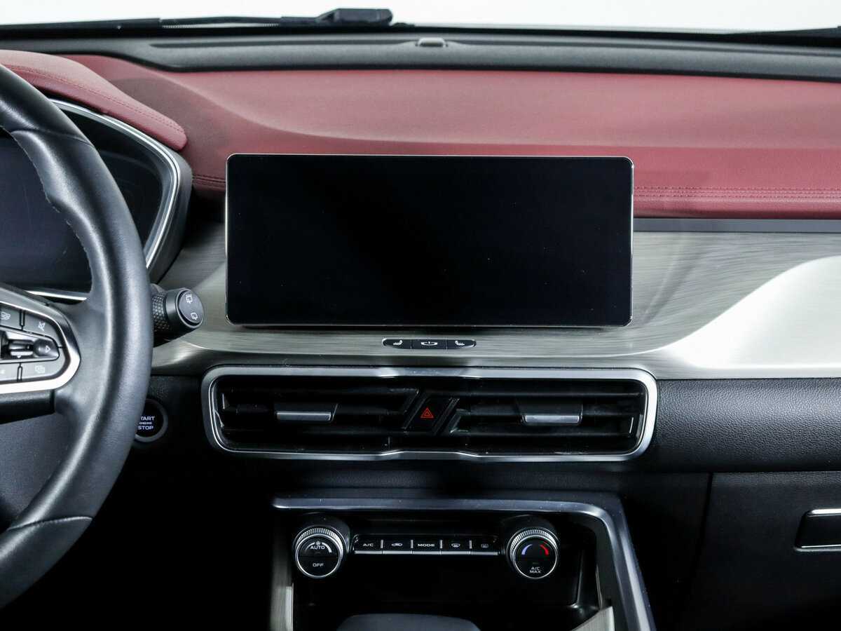 Geely Coolray б/у, 2023, Роботизированная. Фото: #12