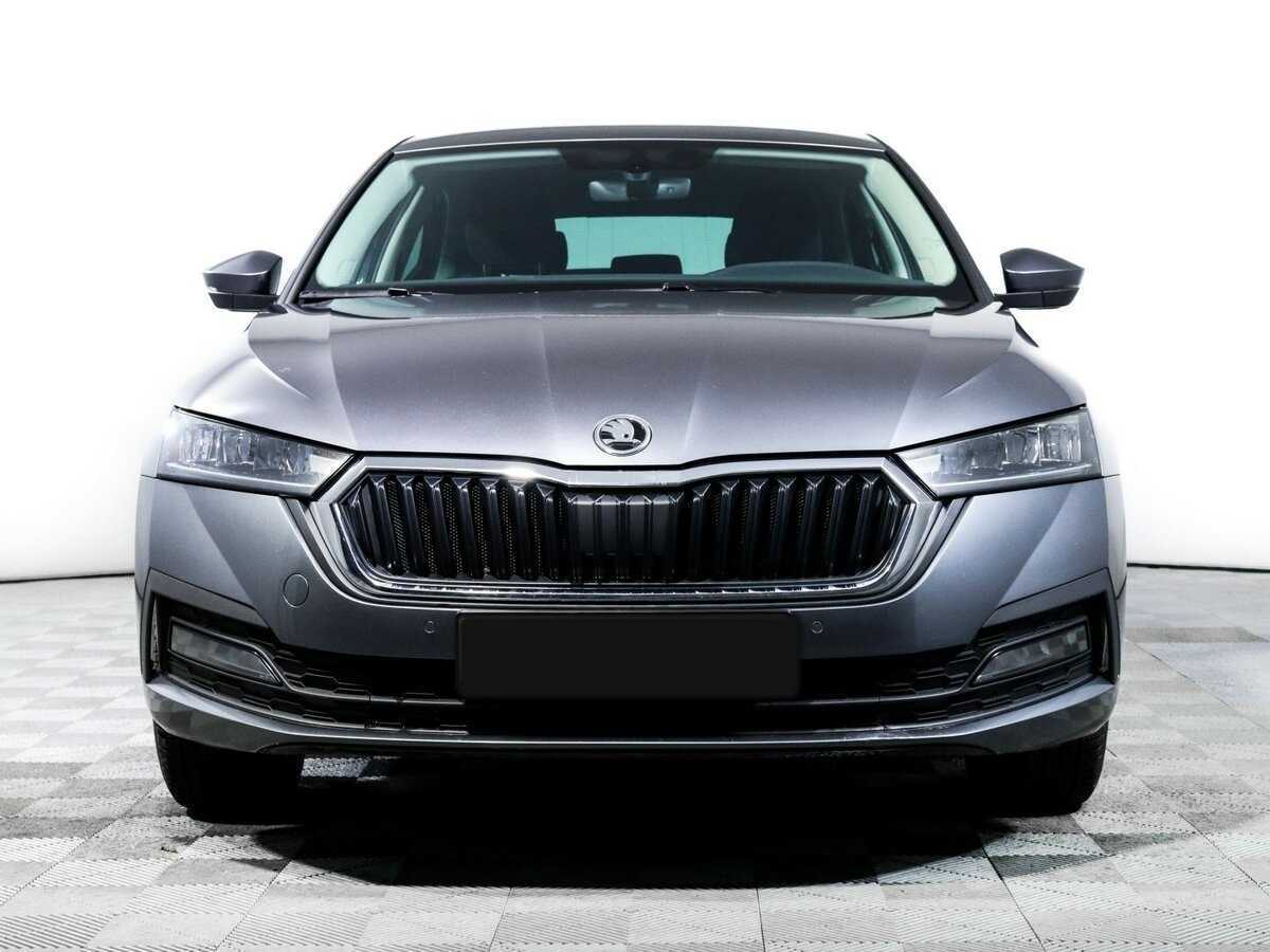 Skoda Octavia б/у, 2021, Автоматическая. Фото: #1
