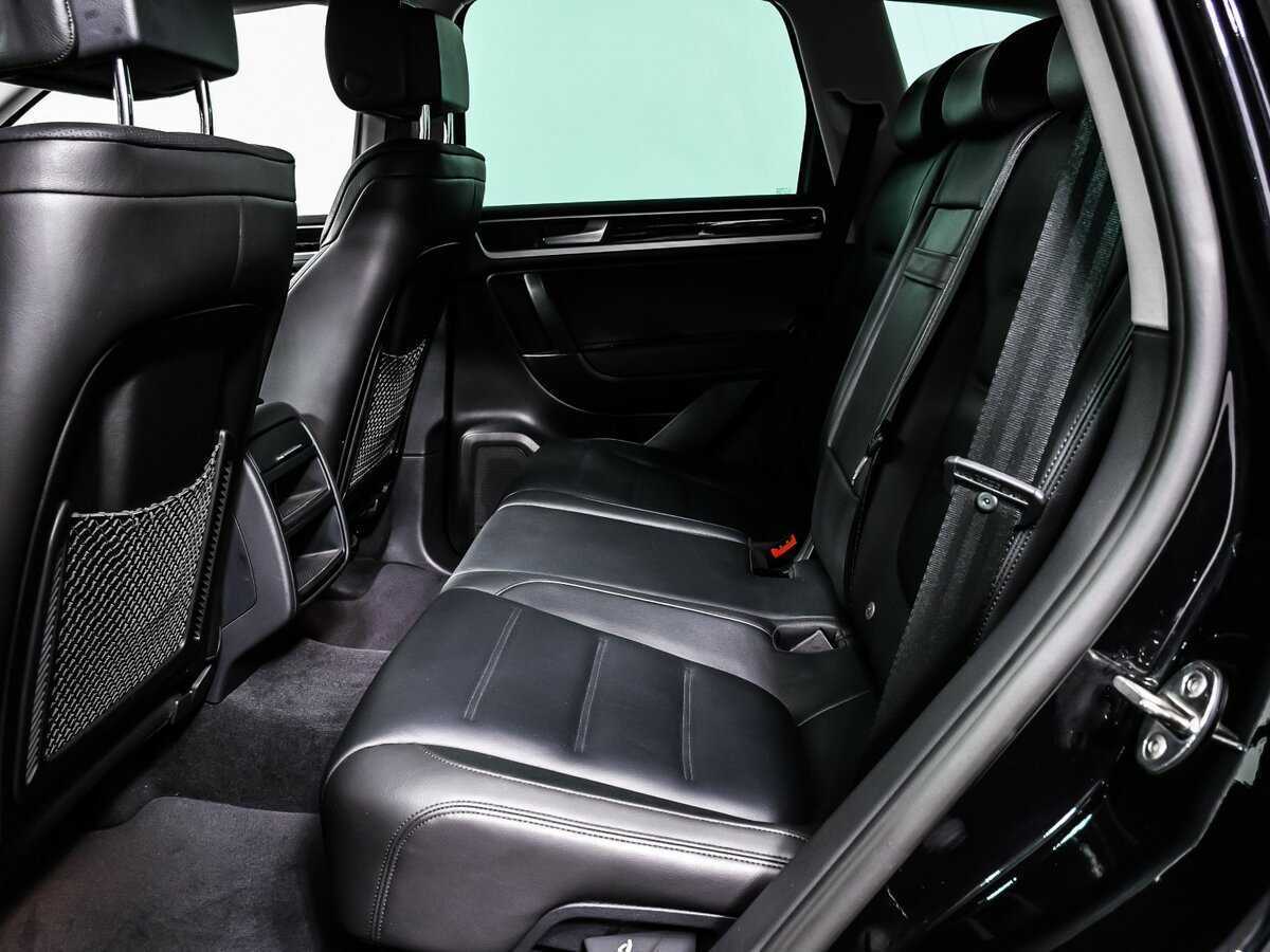 Volkswagen Touareg б/у, 2014, Автоматическая. Фото: #13