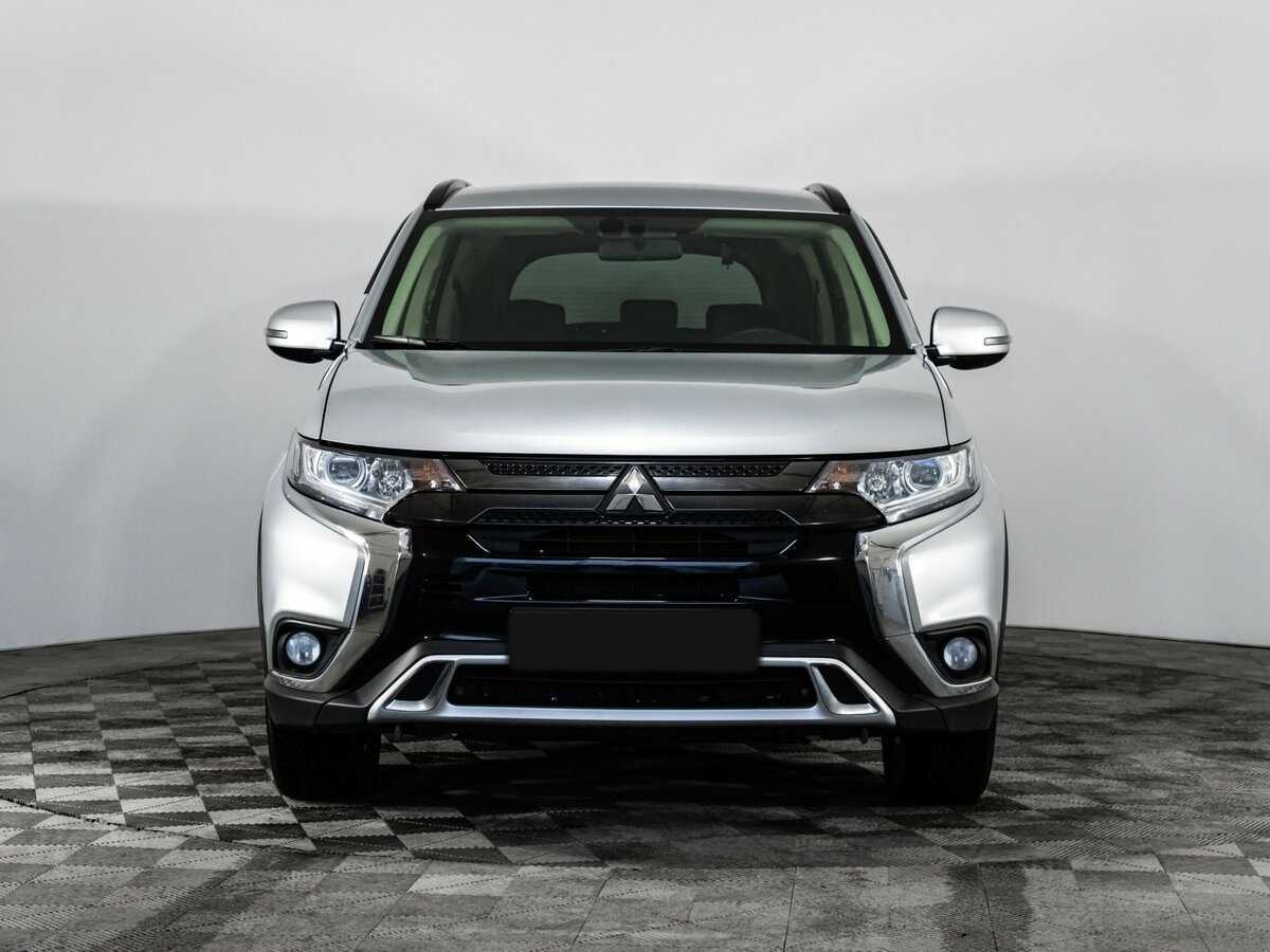 Mitsubishi Outlander б/у, 2021, Вариатор. Фото: #1