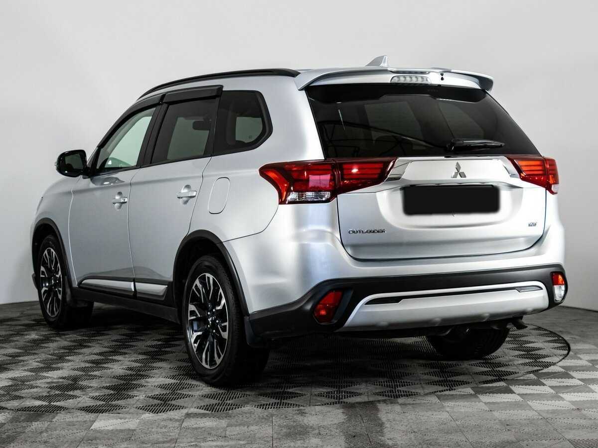 Mitsubishi Outlander б/у, 2021, Вариатор. Фото: #5