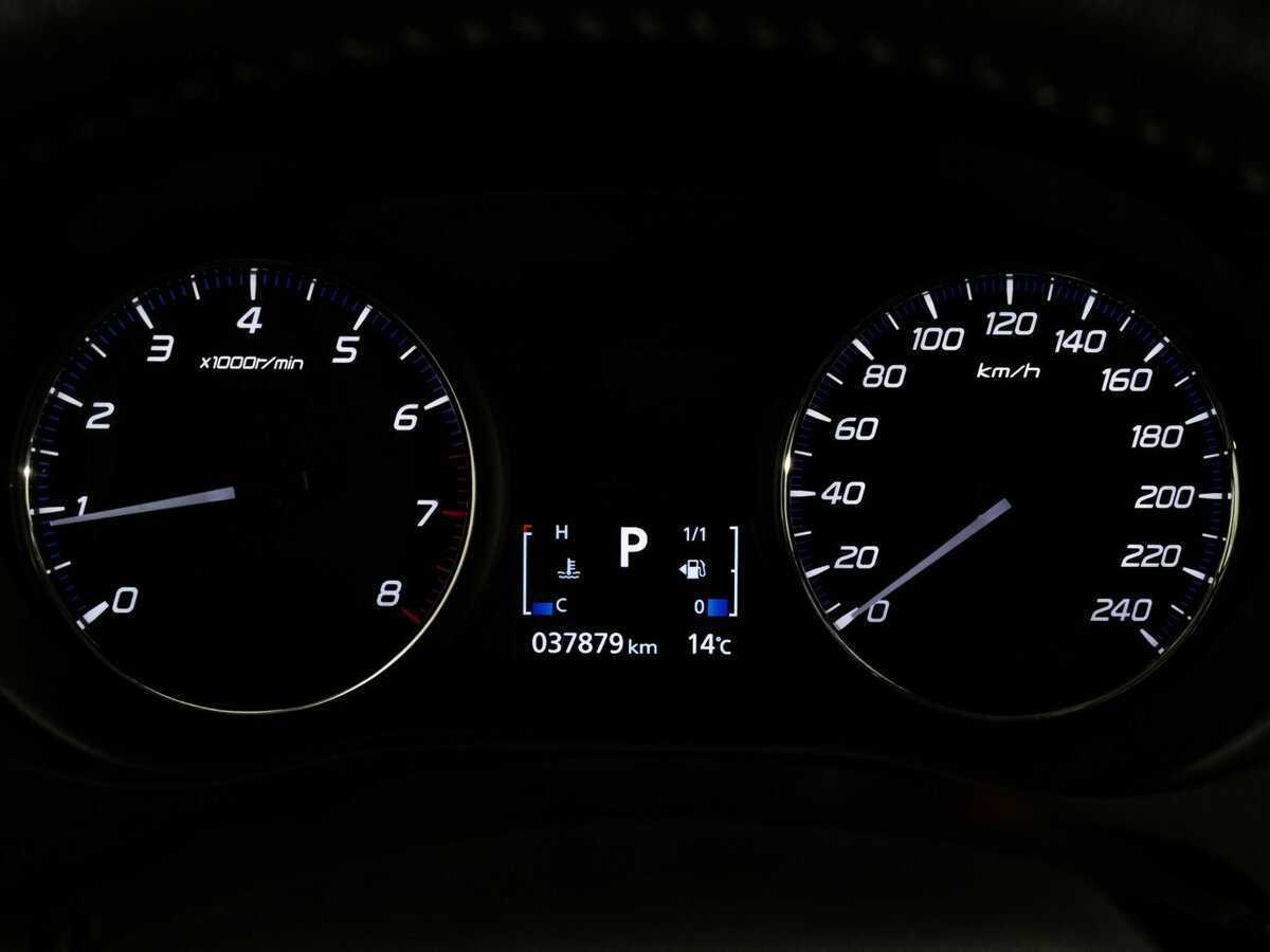 Mitsubishi Outlander б/у, 2021, Вариатор. Фото: #14