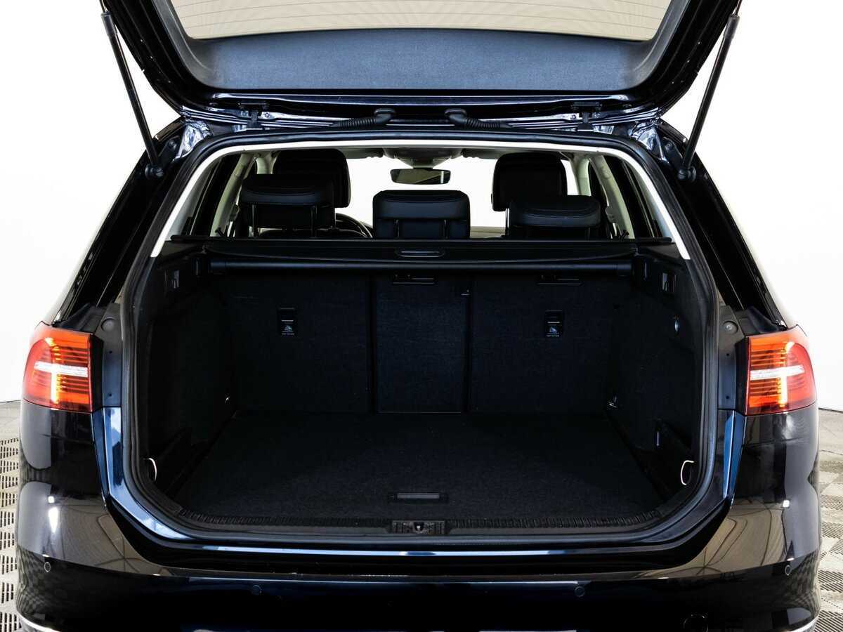 Volkswagen Passat б/у, 2018, Роботизированная. Фото: #20