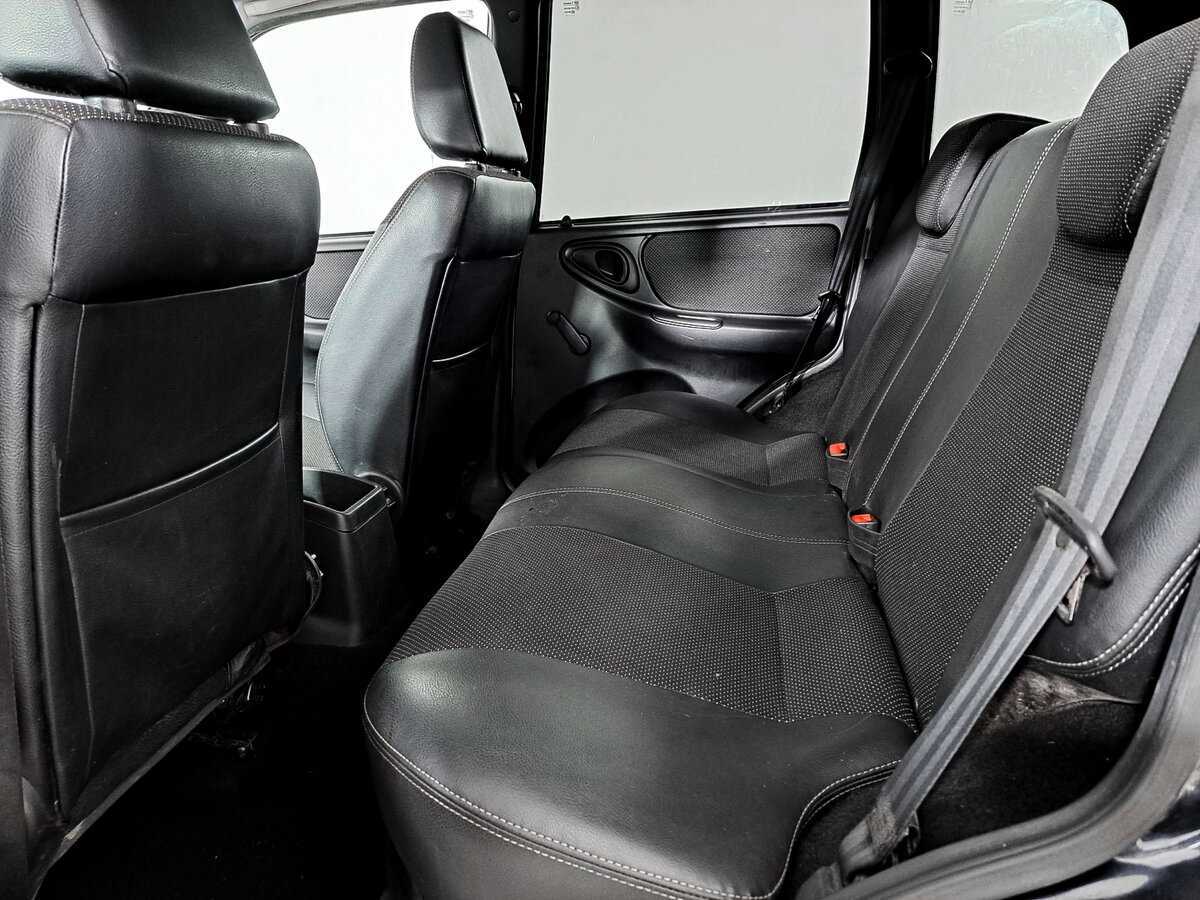 Chevrolet Niva б/у, 2015, Механическая. Фото: #11