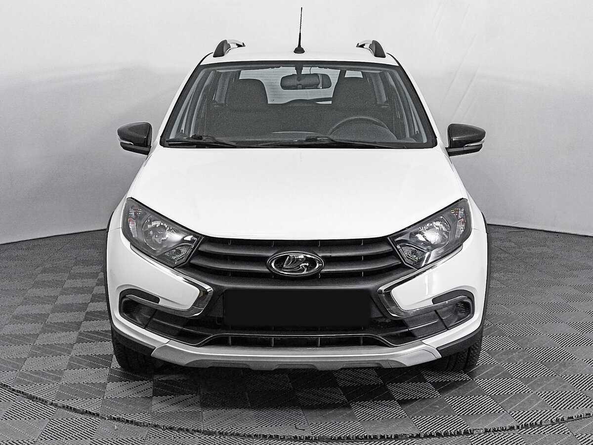 Lada (ВАЗ) Granta б/у, 2023, Механическая. Фото: #1