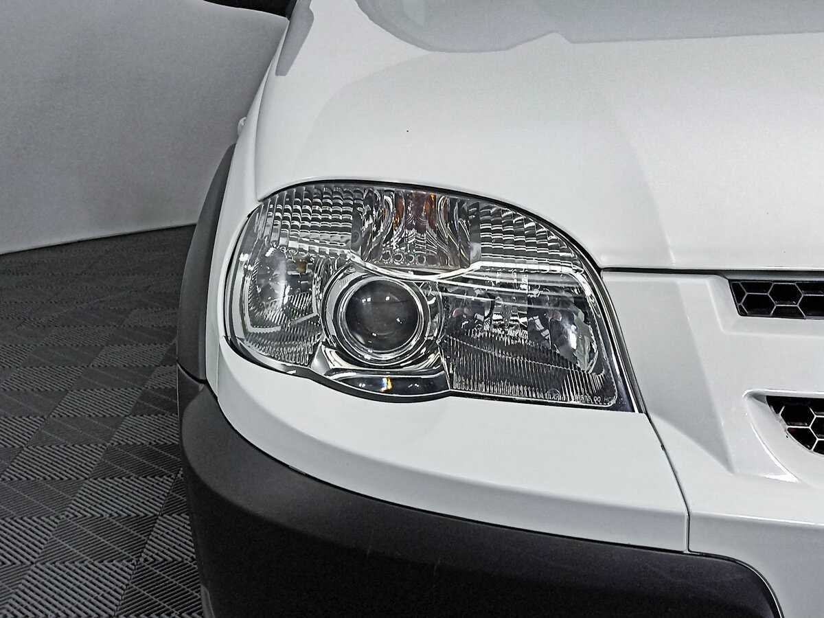 Chevrolet Niva б/у, 2016, Механическая. Фото: #14