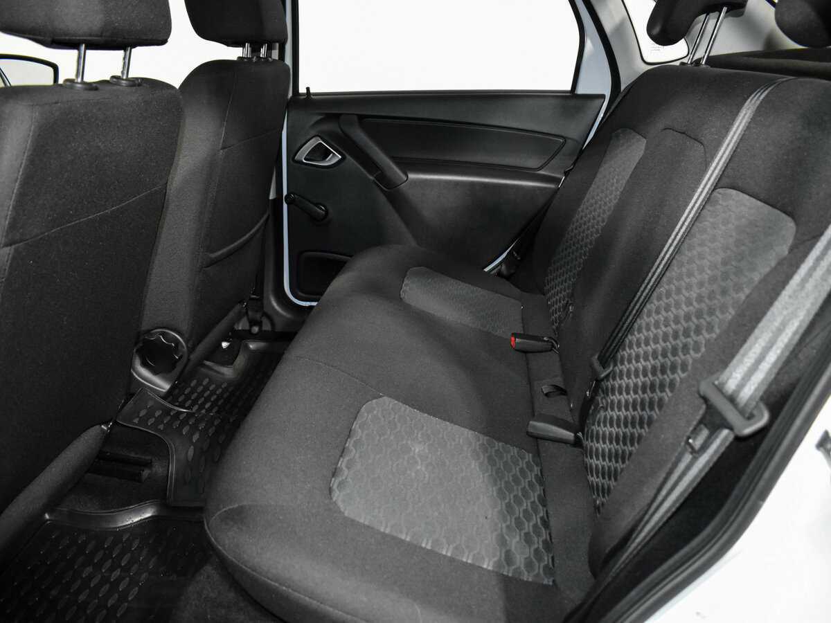 Lada (ВАЗ) Granta б/у, 2024, Механическая. Фото: #10