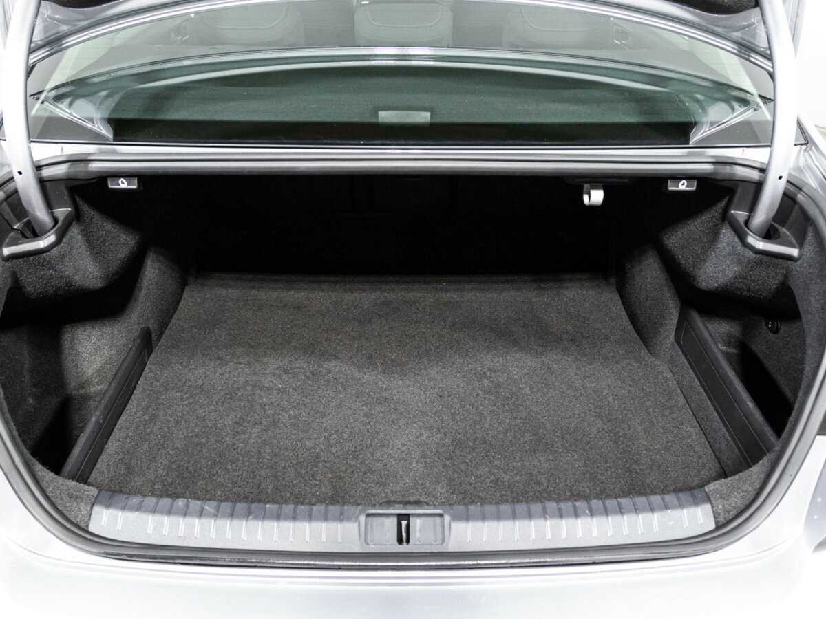 Volkswagen Passat б/у, 2017, Роботизированная. Фото: #14