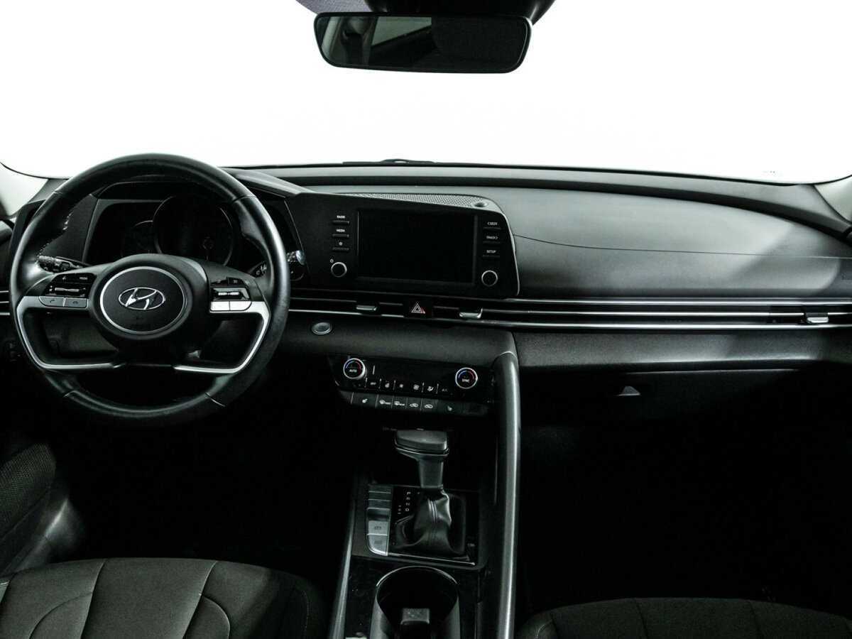 Hyundai Elantra б/у, 2021, Автоматическая. Фото: #12
