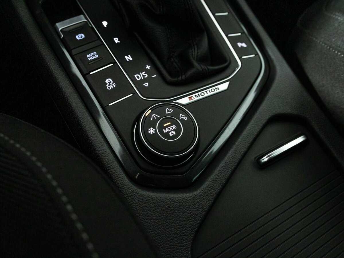 Volkswagen Tiguan б/у, 2017, Роботизированная. Фото: #17