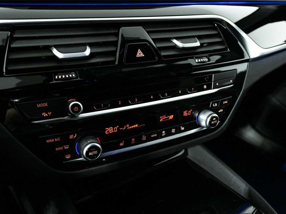 BMW 5 серии б/у, 2017, Автоматическая. Фото: #18