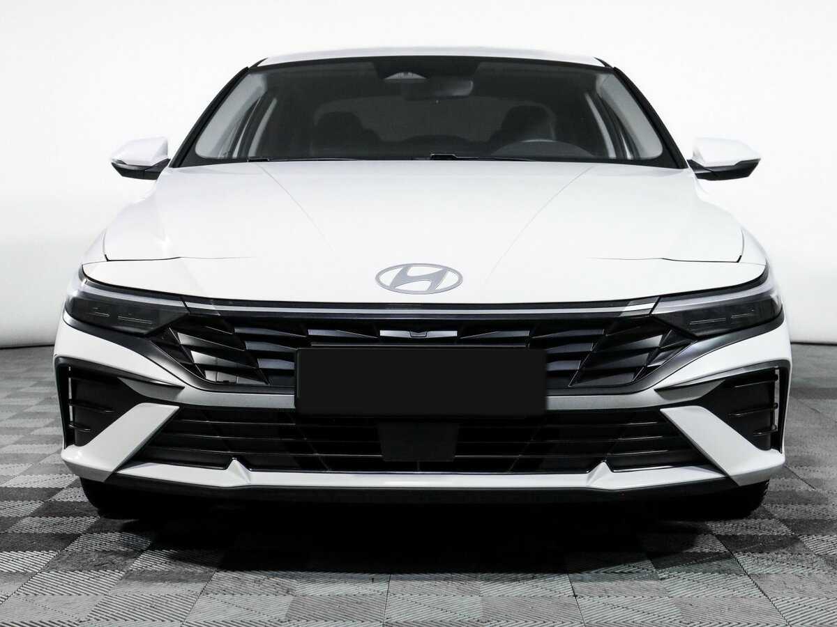 Hyundai Elantra б/у, 2023, Вариатор. Фото: #1