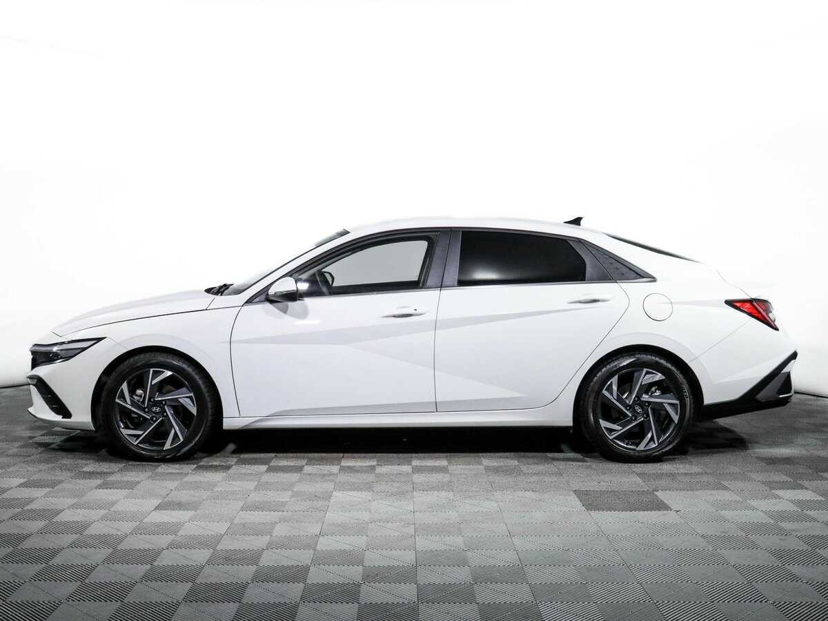 Hyundai Elantra б/у, 2023, Вариатор. Фото: #4