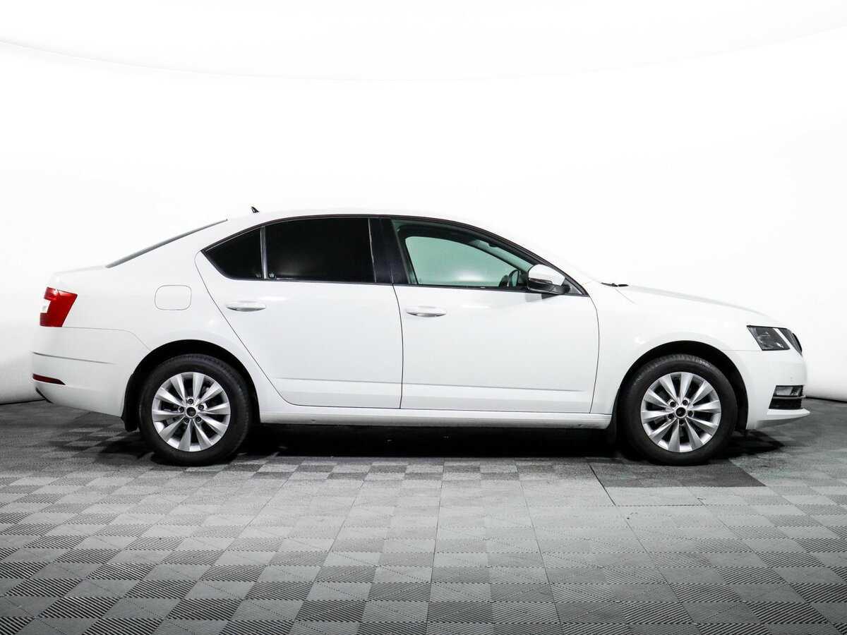 Skoda Octavia б/у, 2019, Роботизированная. Фото: #3