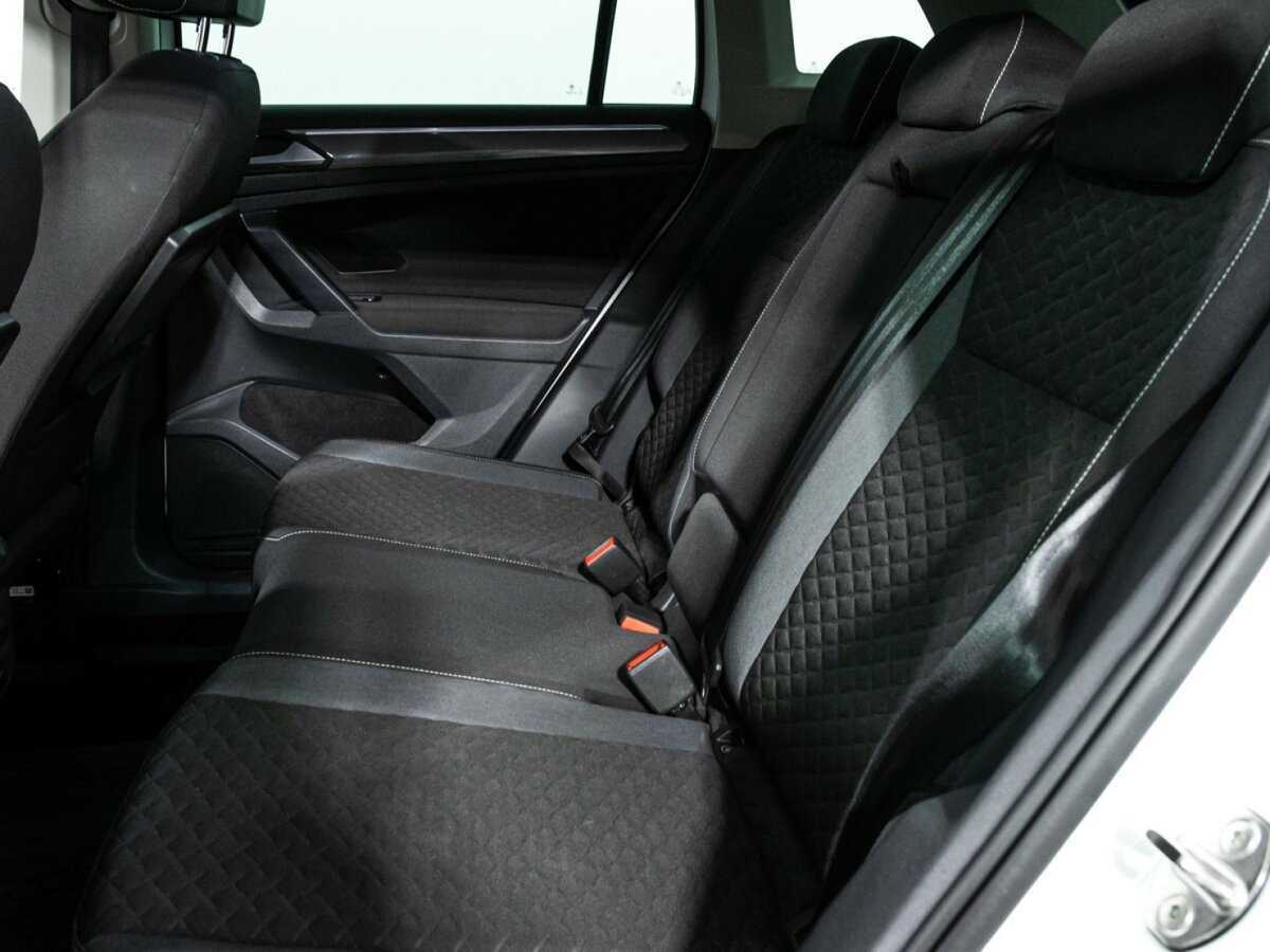 Volkswagen Tiguan б/у, 2018, Роботизированная. Фото: #9