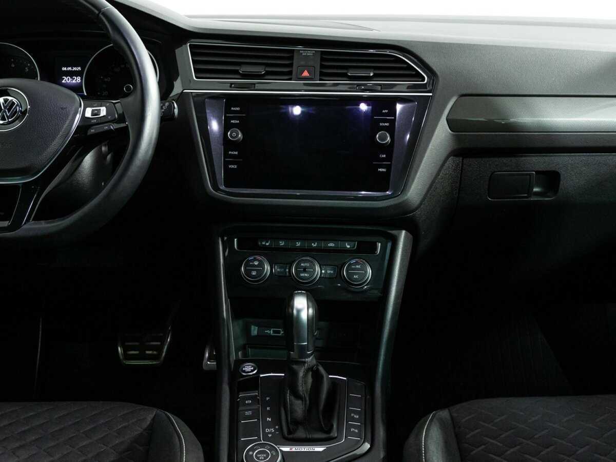 Volkswagen Tiguan б/у, 2018, Роботизированная. Фото: #13