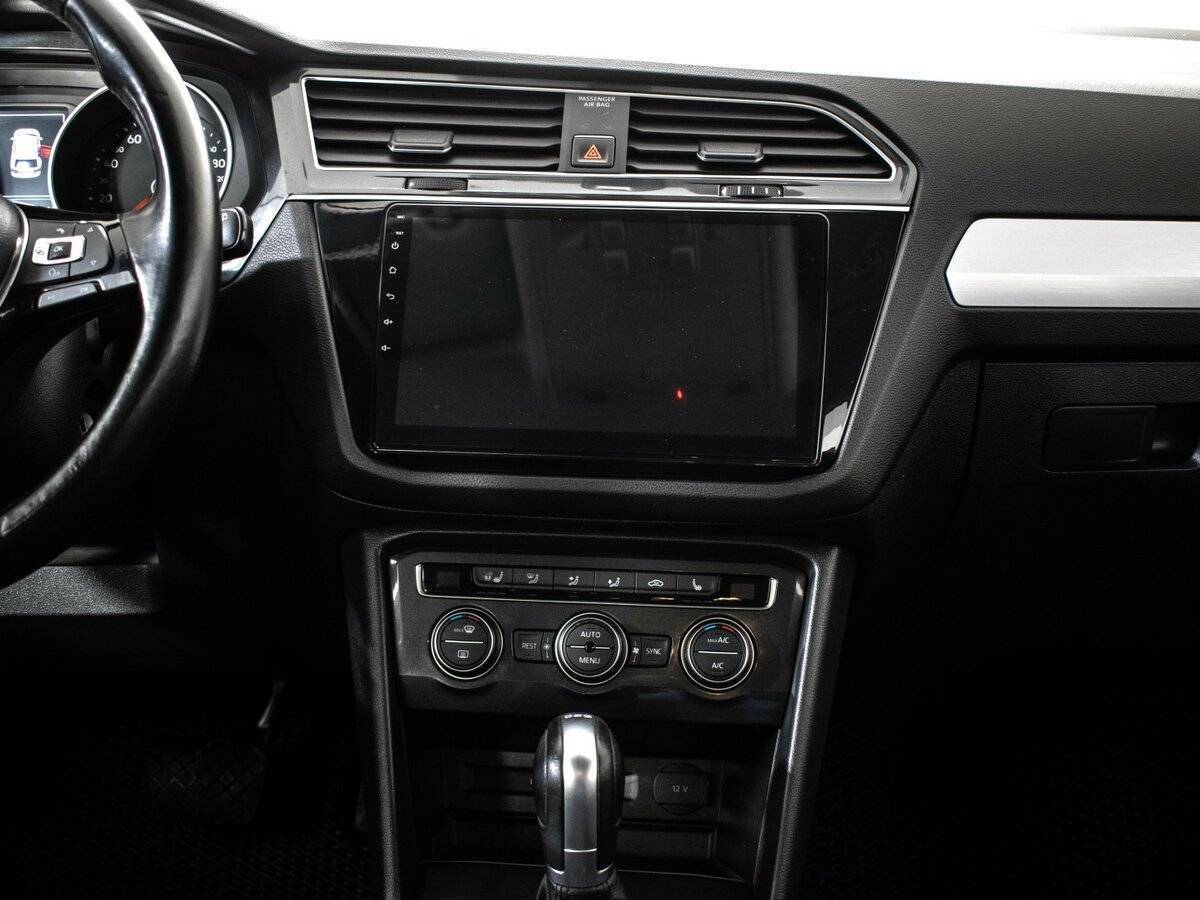 Volkswagen Tiguan б/у, 2017, Роботизированная. Фото: #9