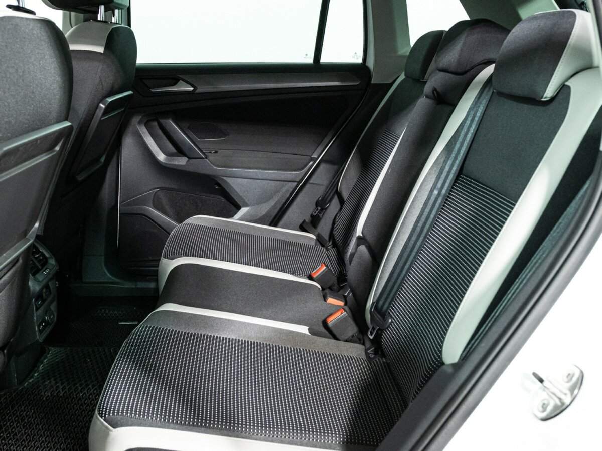 Volkswagen Tiguan б/у, 2018, Роботизированная. Фото: #9