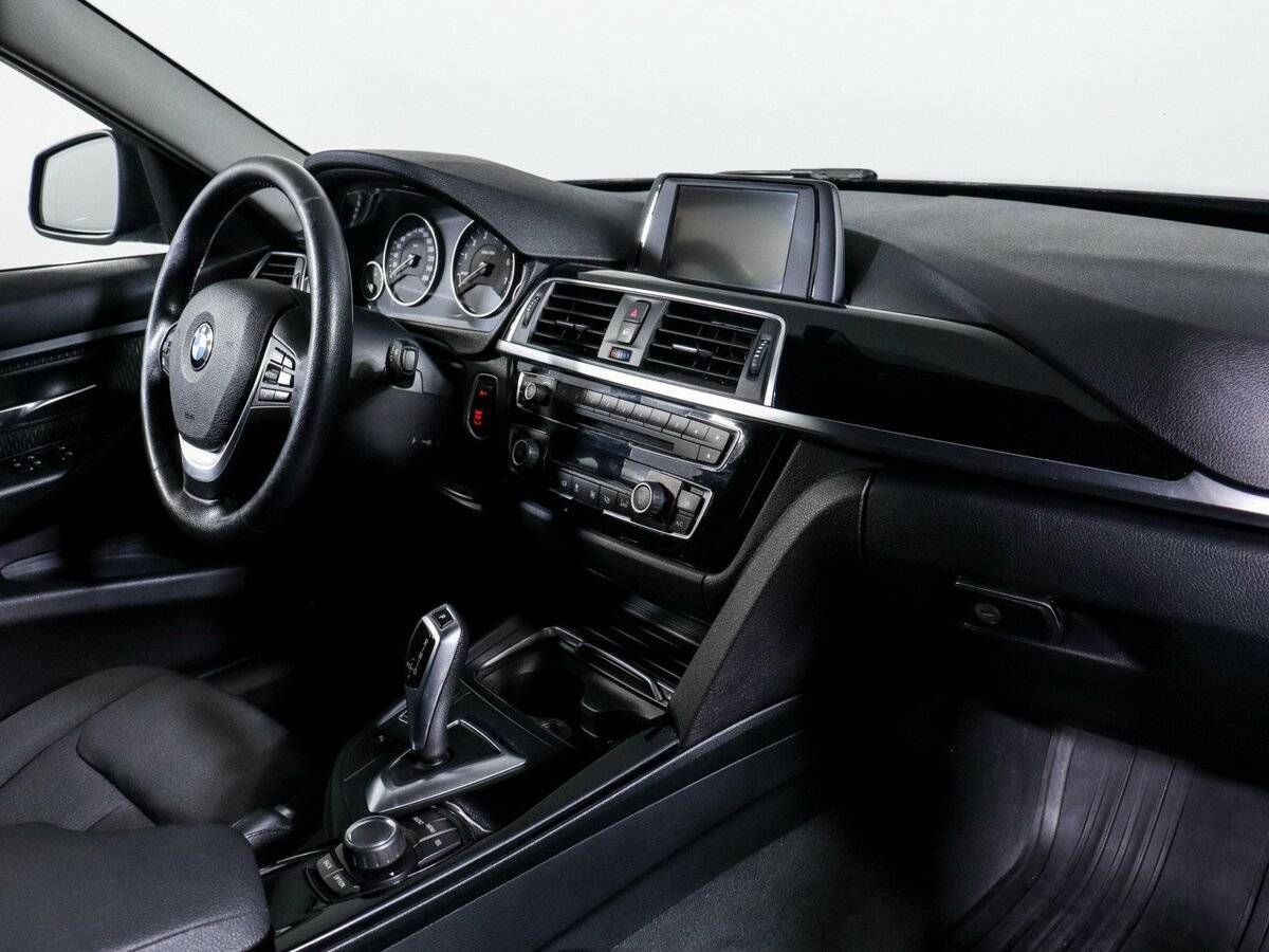 BMW 3 серии б/у, 2016, Автоматическая. Фото: #8