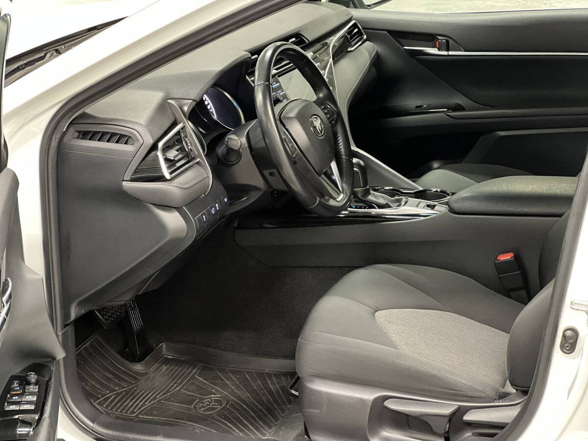 Toyota Camry б/у, 2021, Автоматическая. Фото: #15