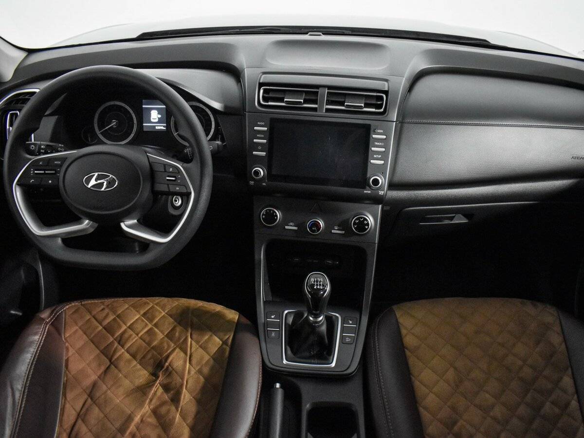Hyundai Creta б/у, 2022, Механическая. Фото: #11