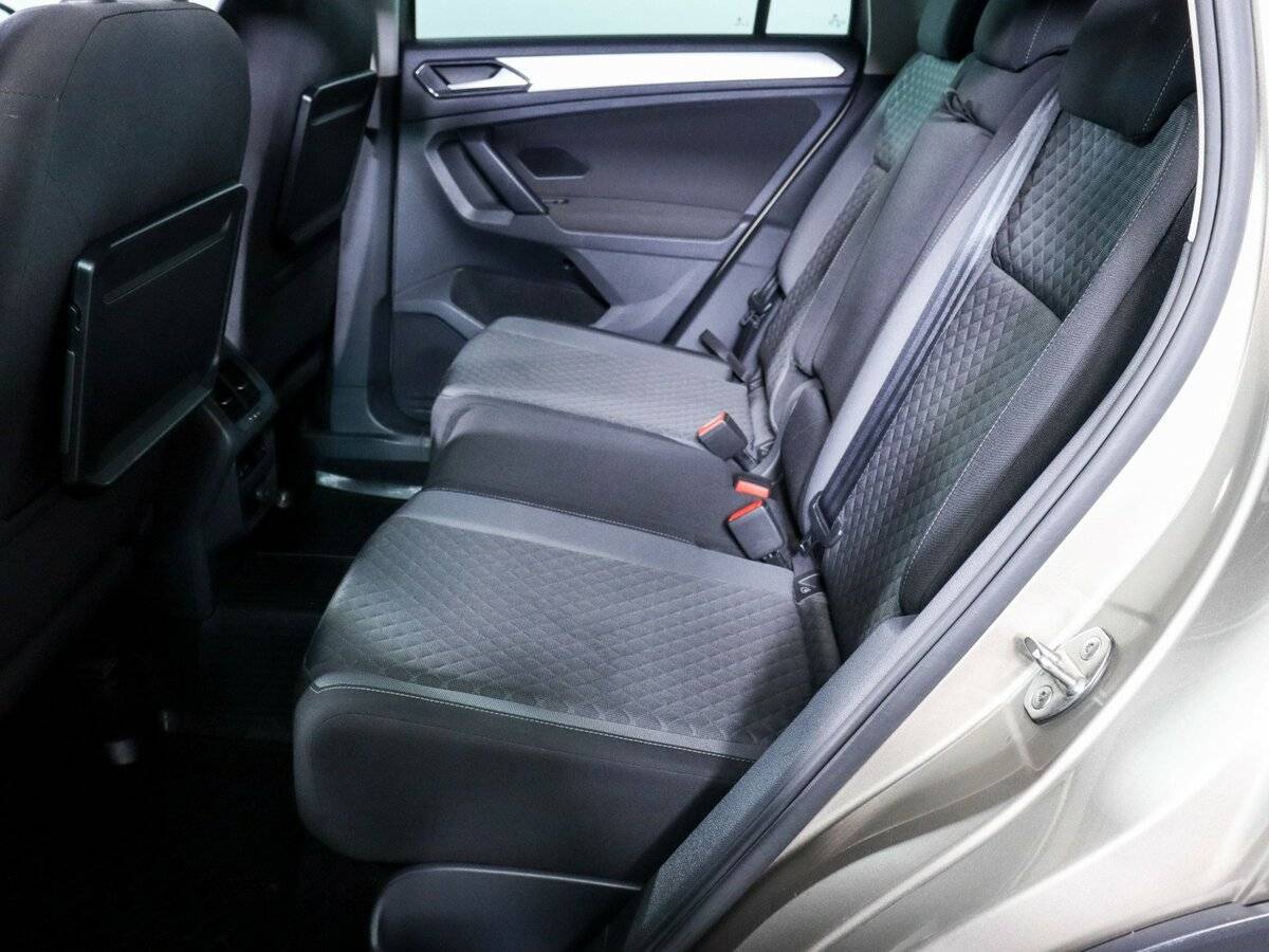 Volkswagen Tiguan б/у, 2017, Роботизированная. Фото: #6