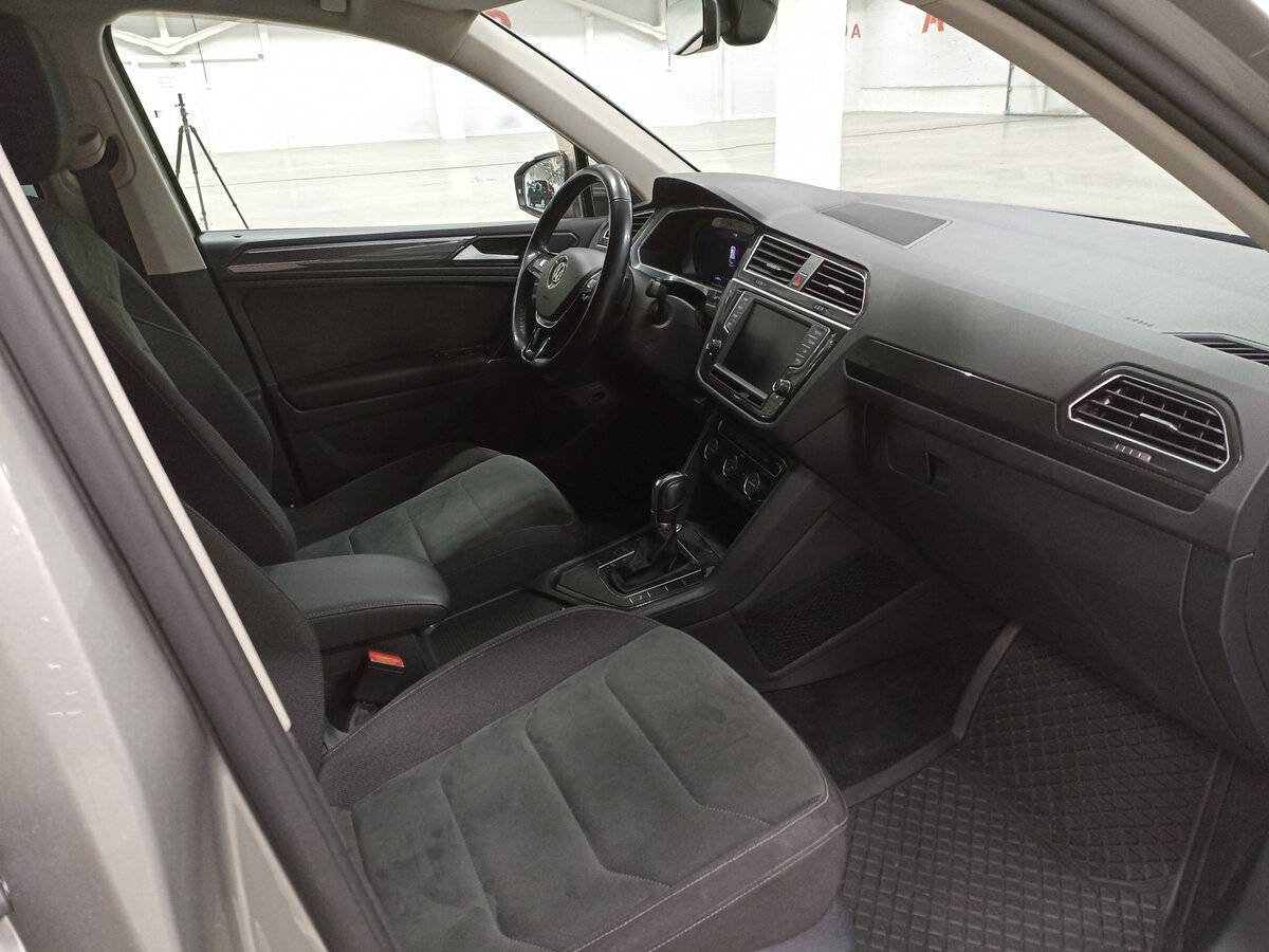 Volkswagen Tiguan б/у, 2017, Роботизированная. Фото: #10