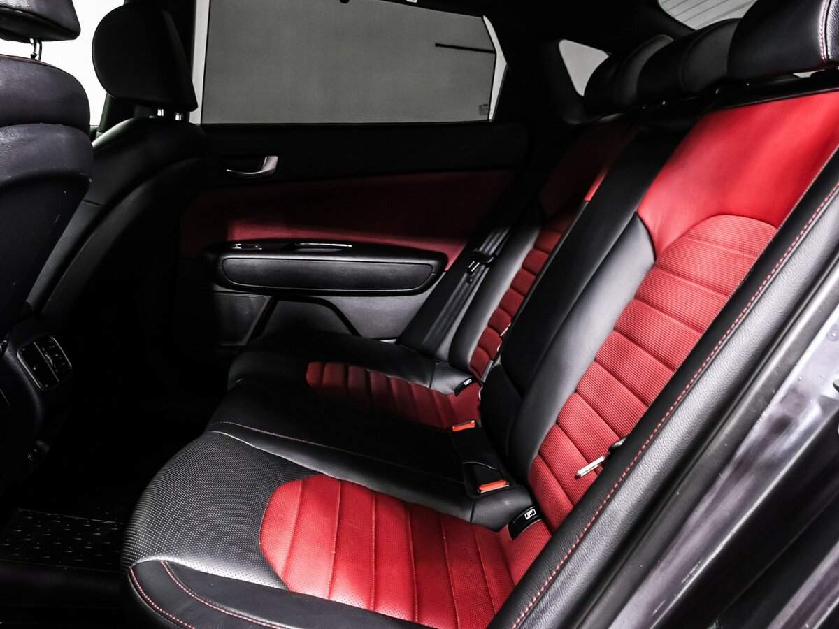 Kia Optima б/у, 2019, Автоматическая. Фото: #11