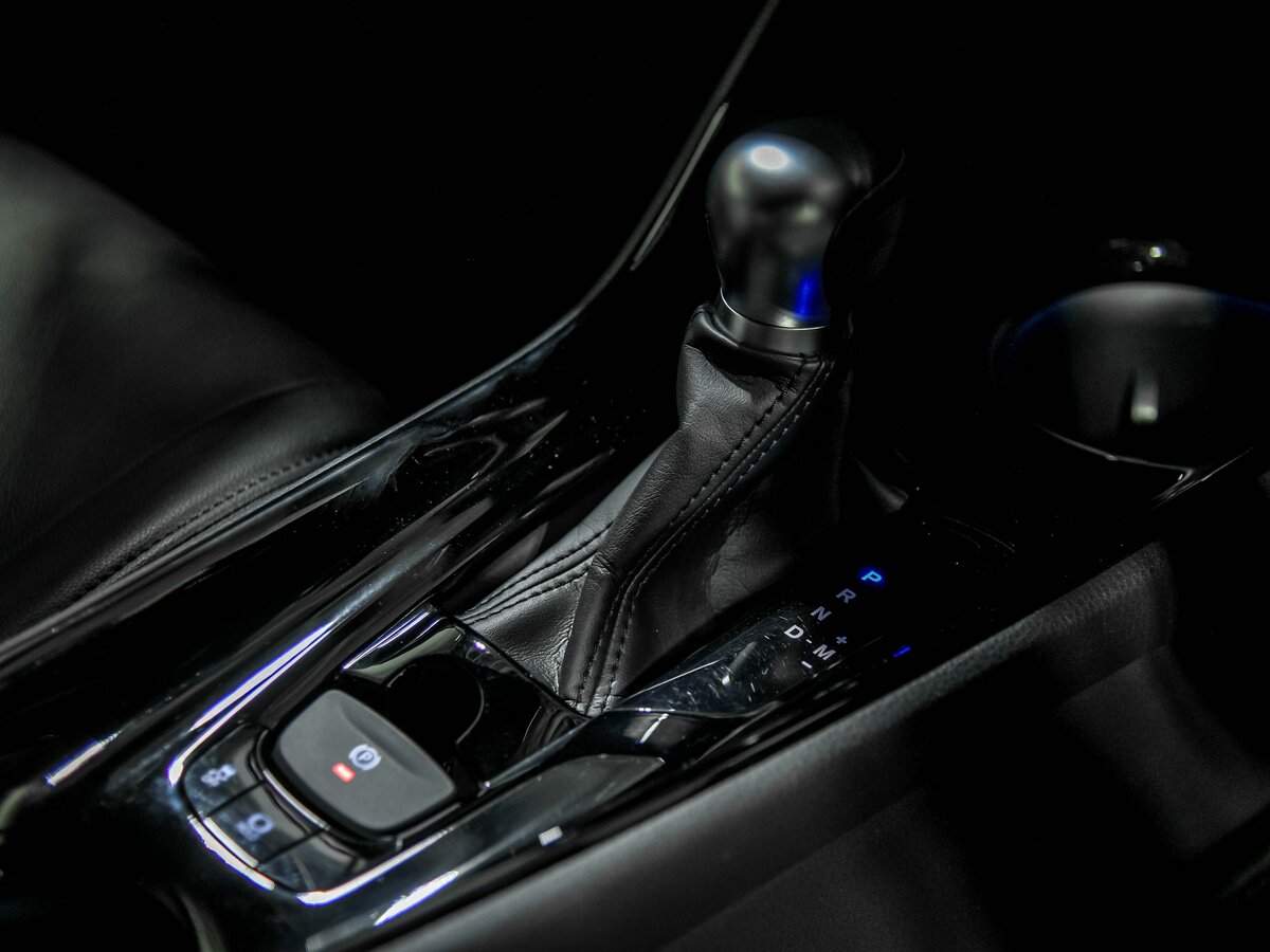 Toyota C-HR б/у, 2020, Вариатор. Фото: #13