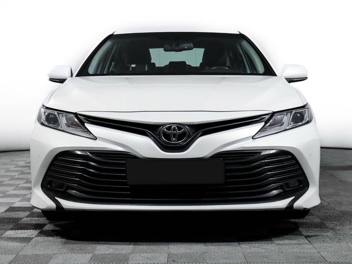 Toyota Camry б/у, 2020, Автоматическая. Фото: #1