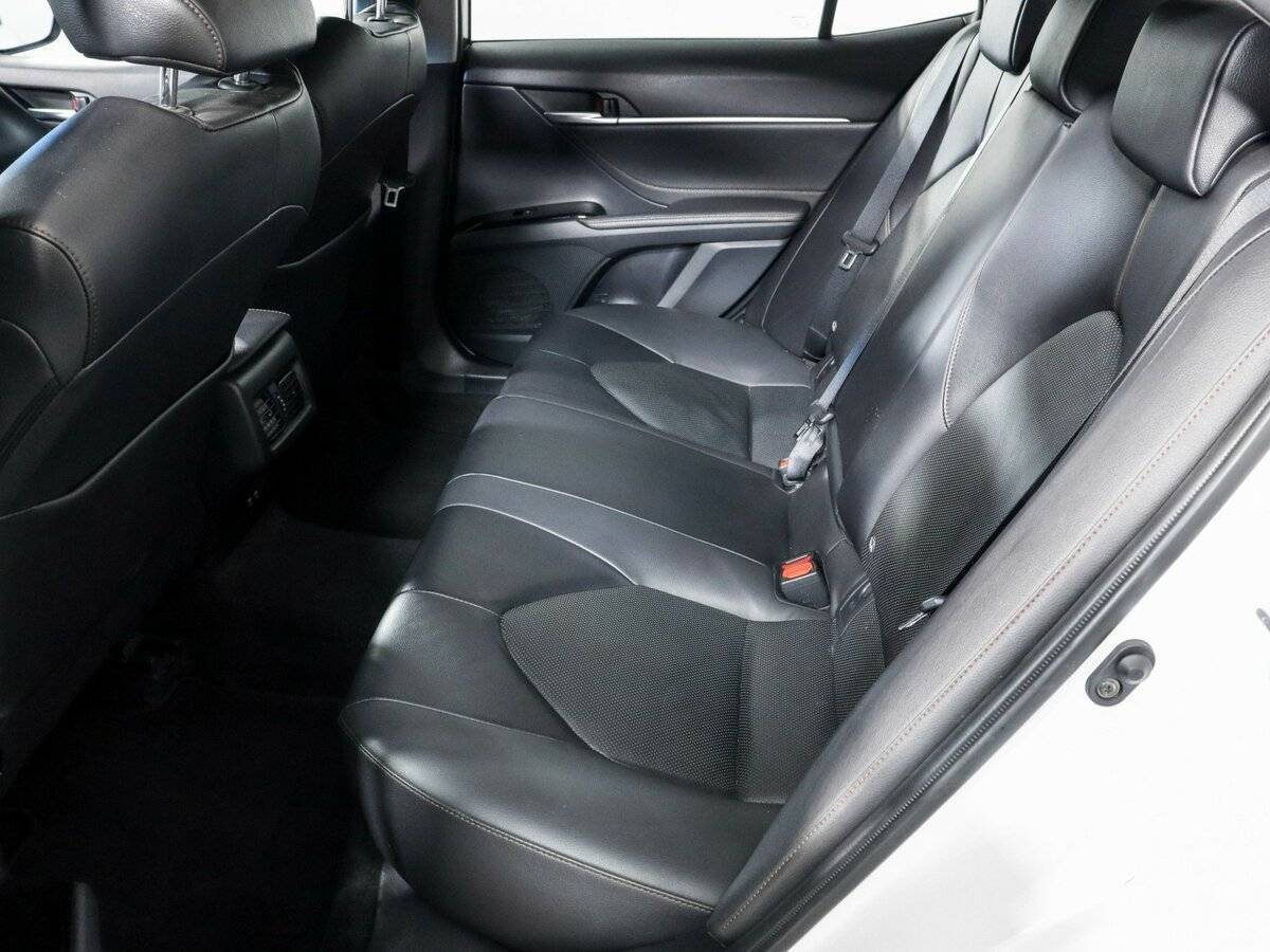 Toyota Camry б/у, 2020, Автоматическая. Фото: #6