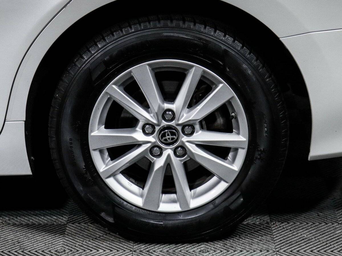 Toyota Camry б/у, 2020, Автоматическая. Фото: #11