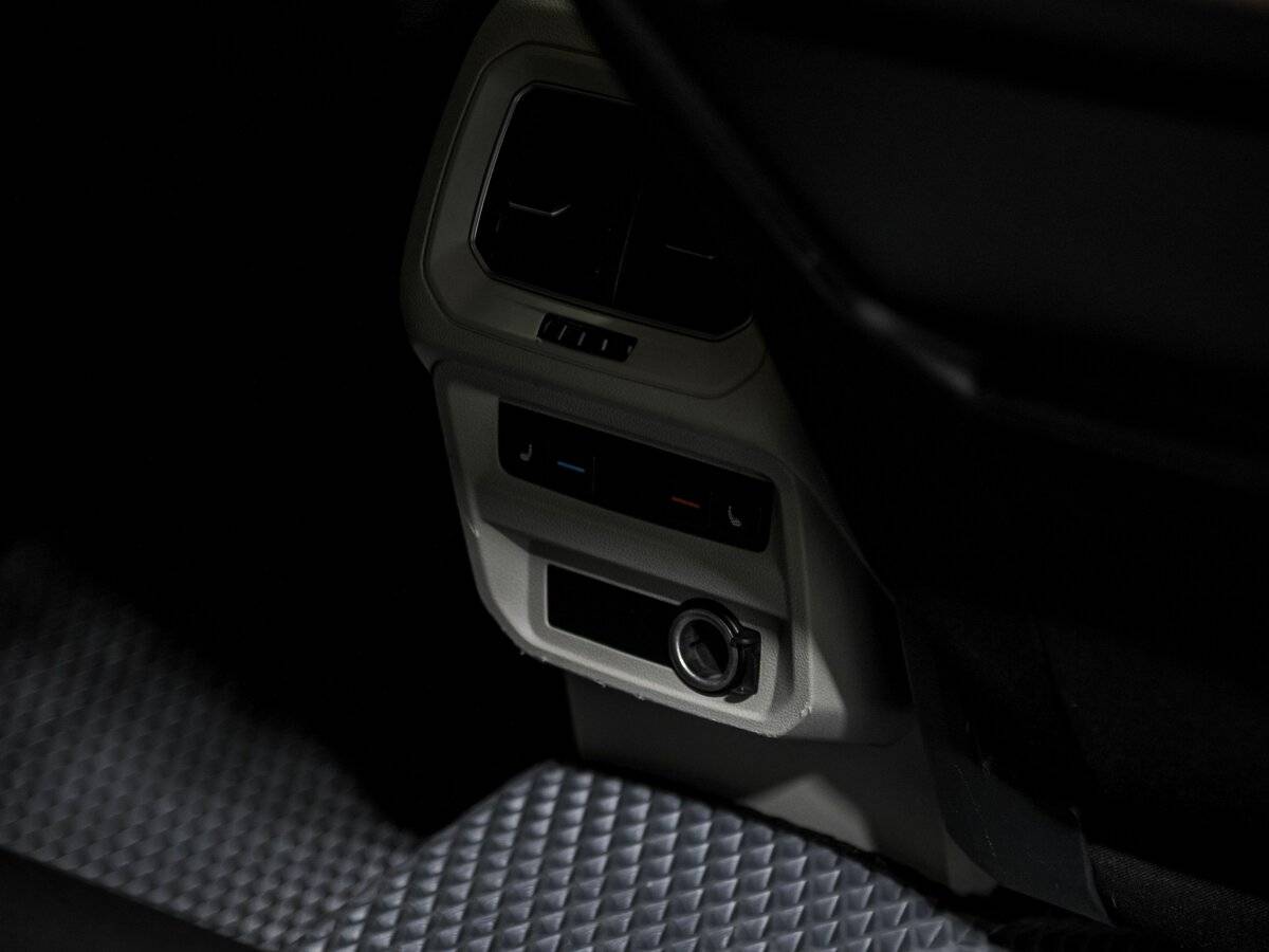 Volkswagen Tiguan б/у, 2017, Роботизированная. Фото: #15