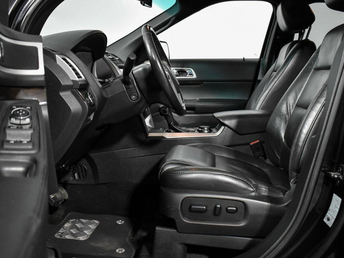 Ford Explorer б/у, 2014, Автоматическая. Фото: #9