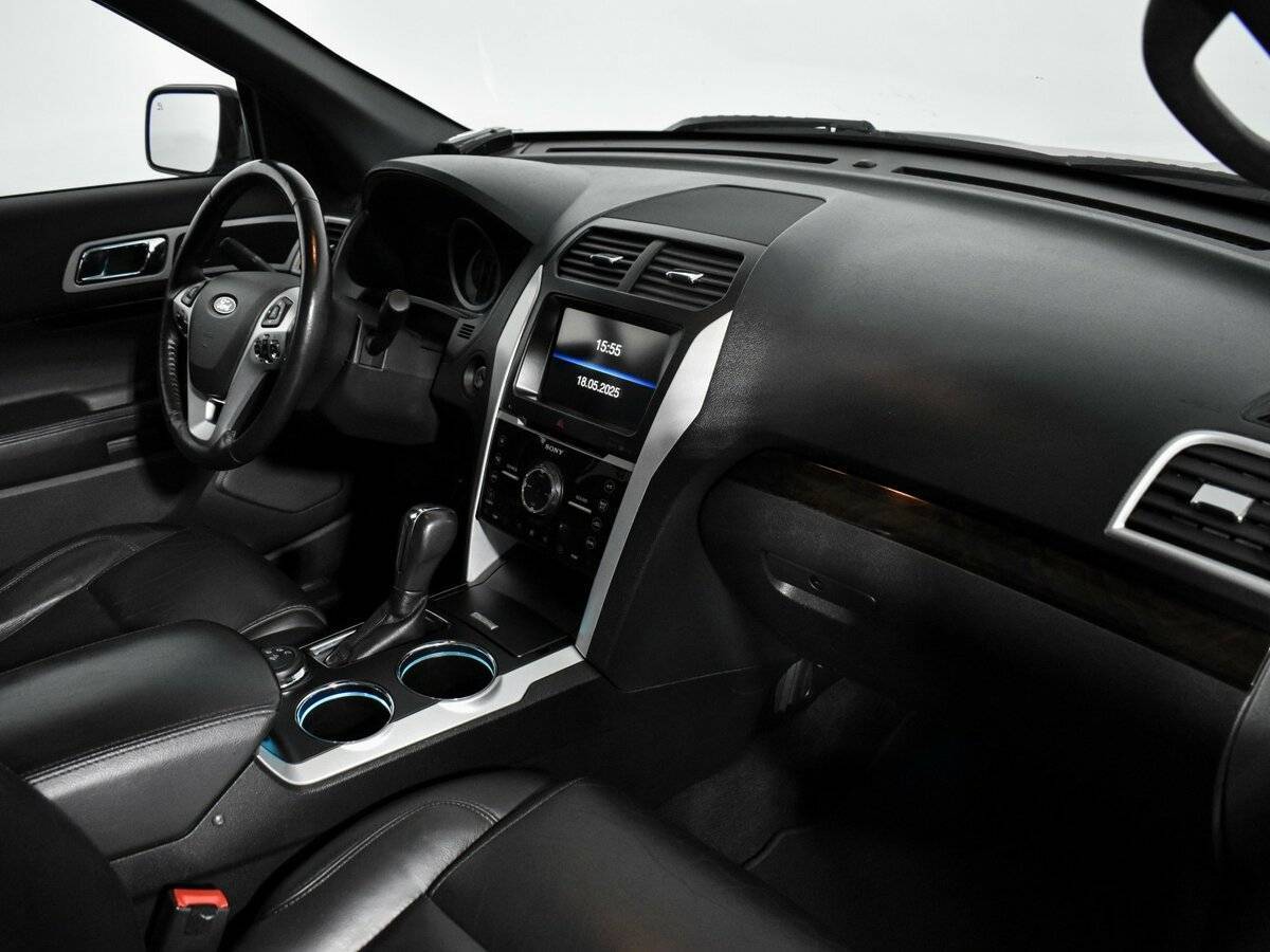 Ford Explorer б/у, 2014, Автоматическая. Фото: #12