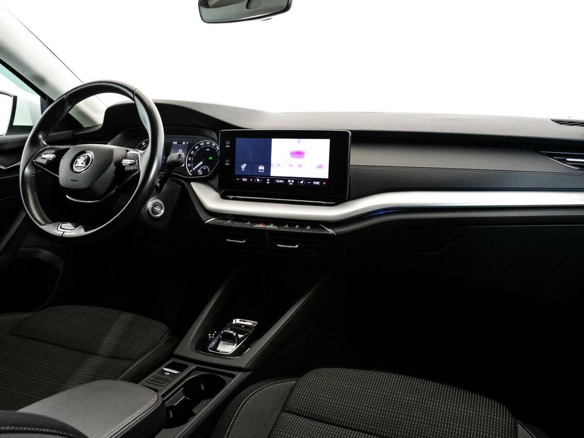 Skoda Octavia б/у, 2021, Автоматическая. Фото: #8