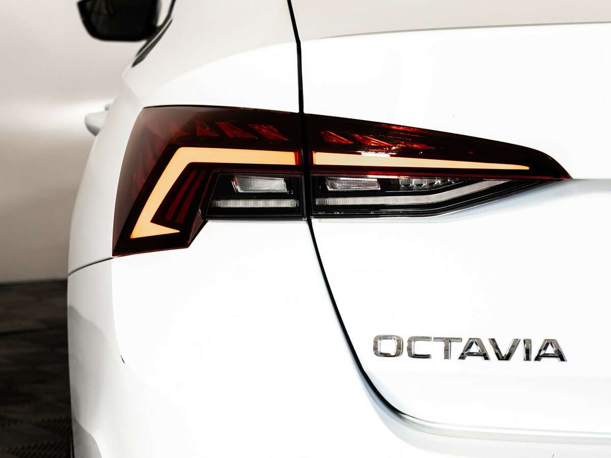 Skoda Octavia б/у, 2021, Автоматическая. Фото: #18