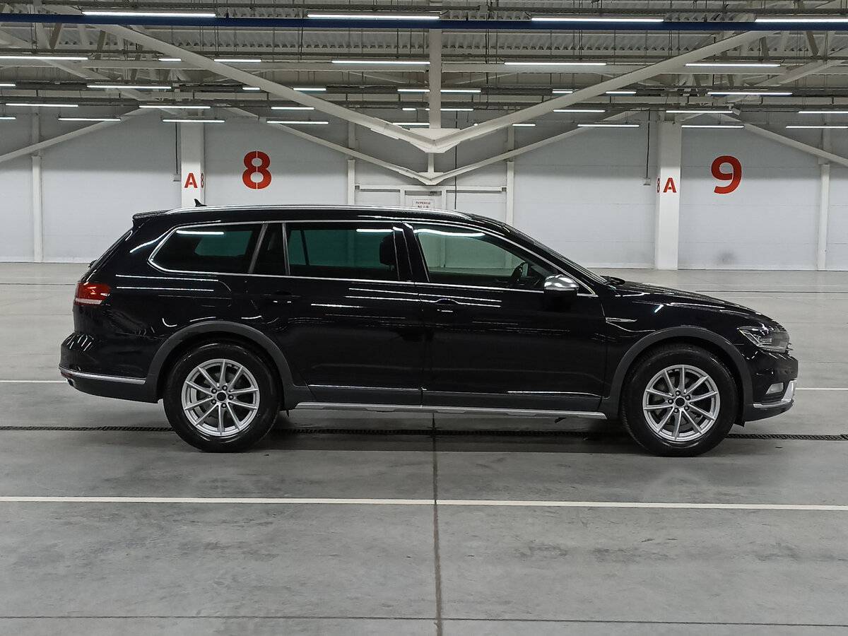 Volkswagen Passat б/у, 2018, Роботизированная. Фото: #3