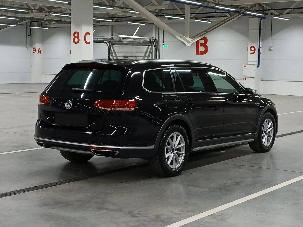 Volkswagen Passat б/у, 2018, Роботизированная. Фото: #4