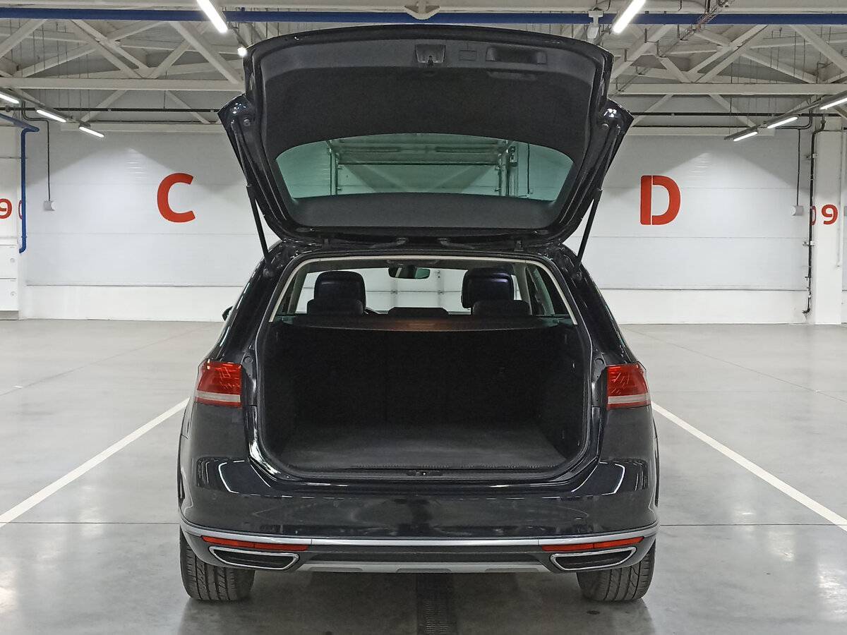 Volkswagen Passat б/у, 2018, Роботизированная. Фото: #9