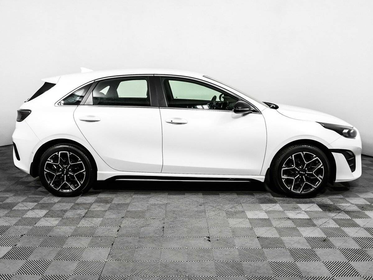 Kia Ceed б/у, 2022, Роботизированная. Фото: #3