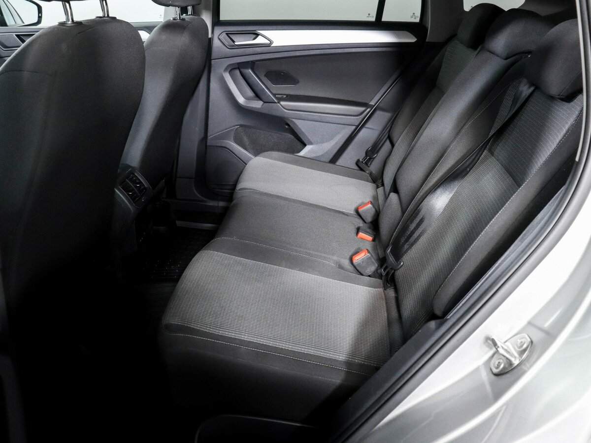 Volkswagen Tiguan б/у, 2021, Роботизированная. Фото: #5