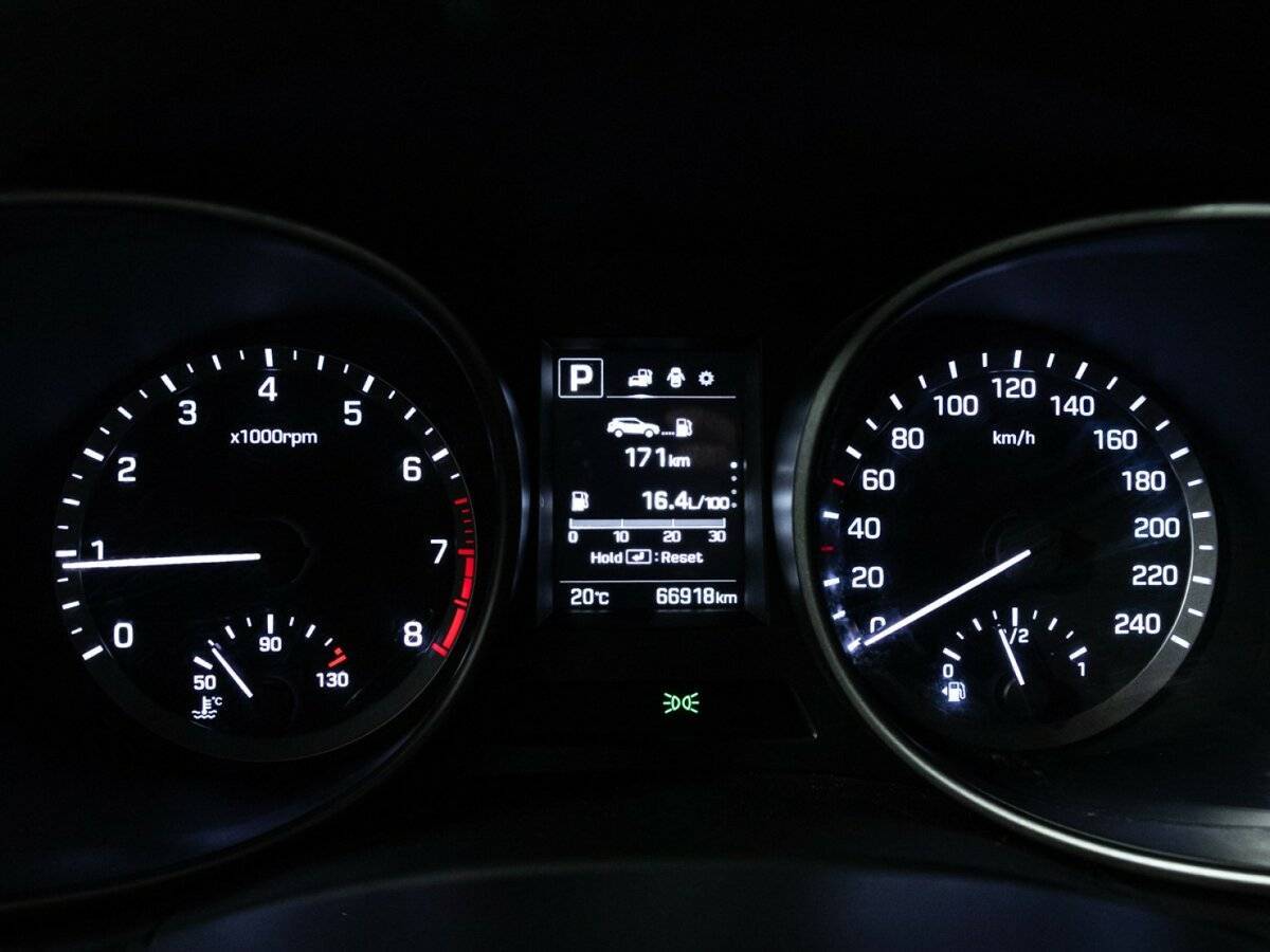 Hyundai Santa Fe б/у, 2018, Автоматическая. Фото: #11