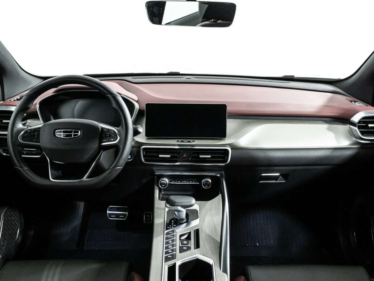 Geely Coolray б/у, 2023, Роботизированная. Фото: #12