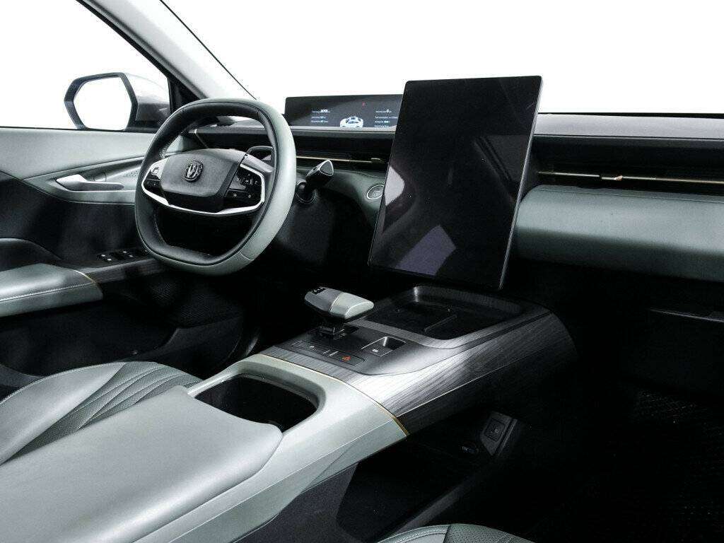 Changan Lamore б/у, 2023, Роботизированная. Фото: #8