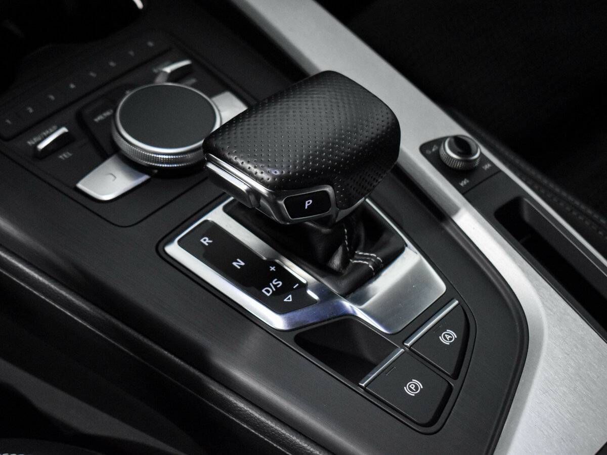 Audi A4 б/у, 2016, Роботизированная. Фото: #8