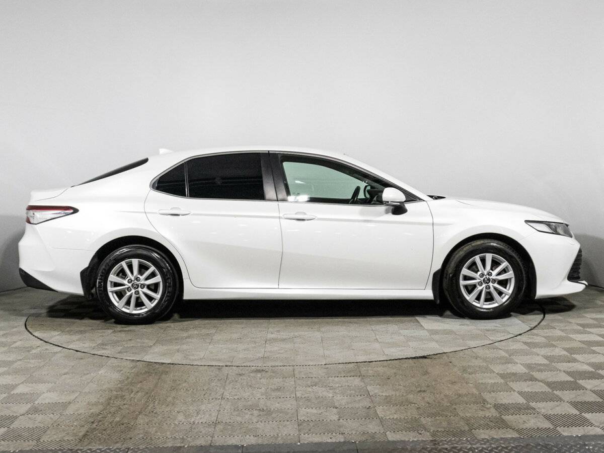 Toyota Camry б/у, 2020, Автоматическая. Фото: #3