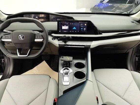 Changan UNI-T б/у, 2022, Роботизированная. Фото: #6