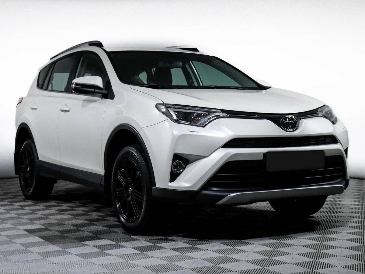 Toyota RAV4 б/у, 2017, Автоматическая. Фото: #2